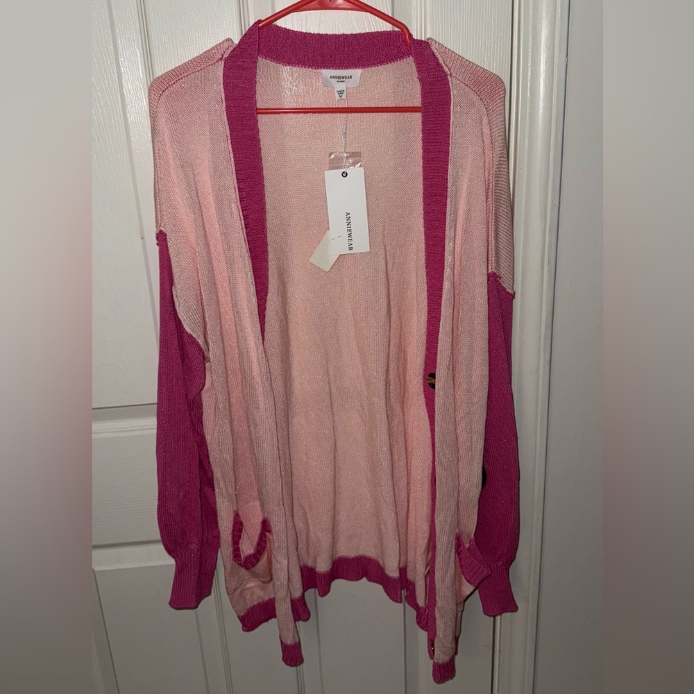 Elegant Two-Tone Pink Cardigan